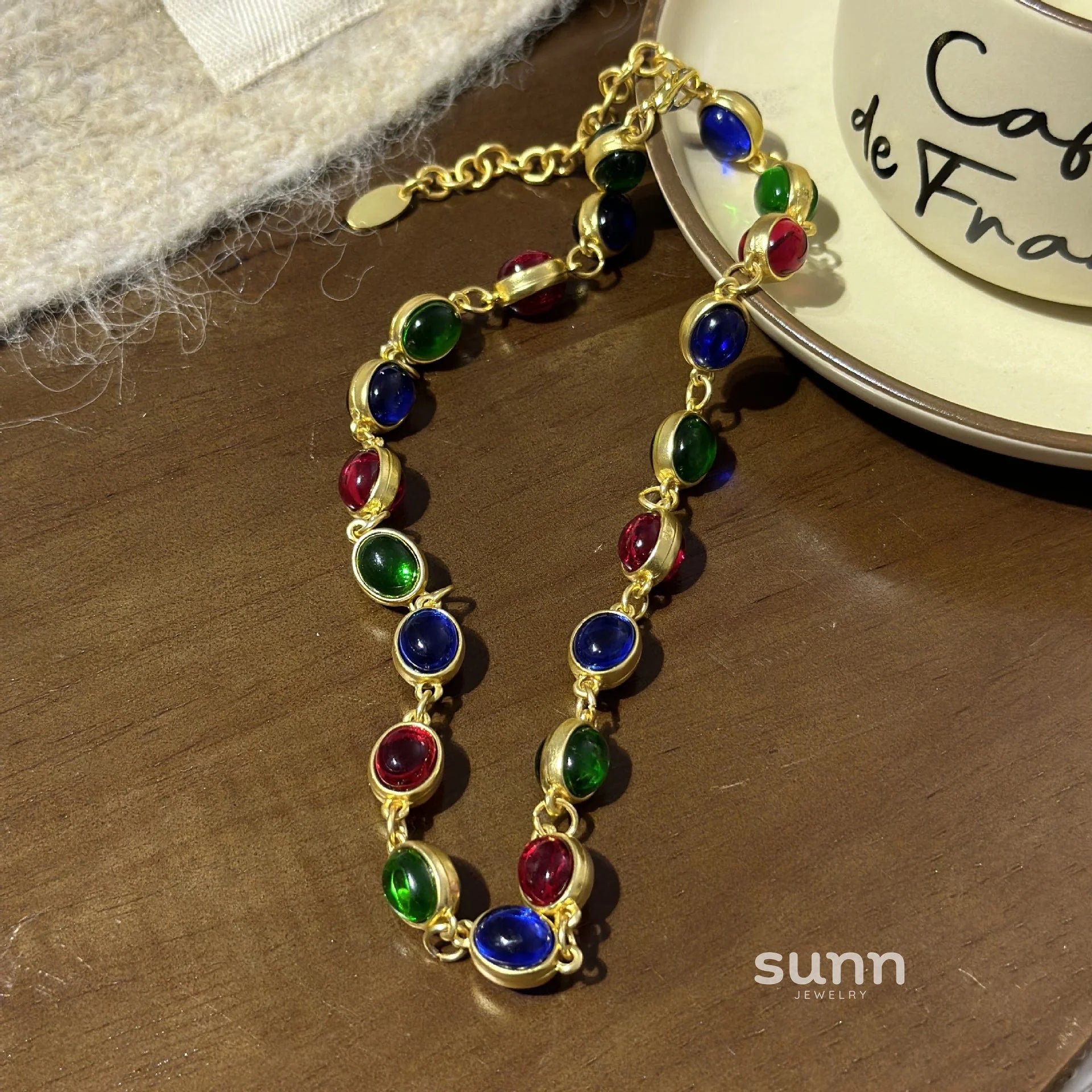 Darlyn Vintage Glass Necklace