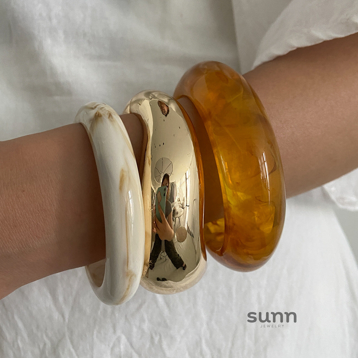 Dawson Swirl Resin Cuff Bangle [QWZPR5TZ]