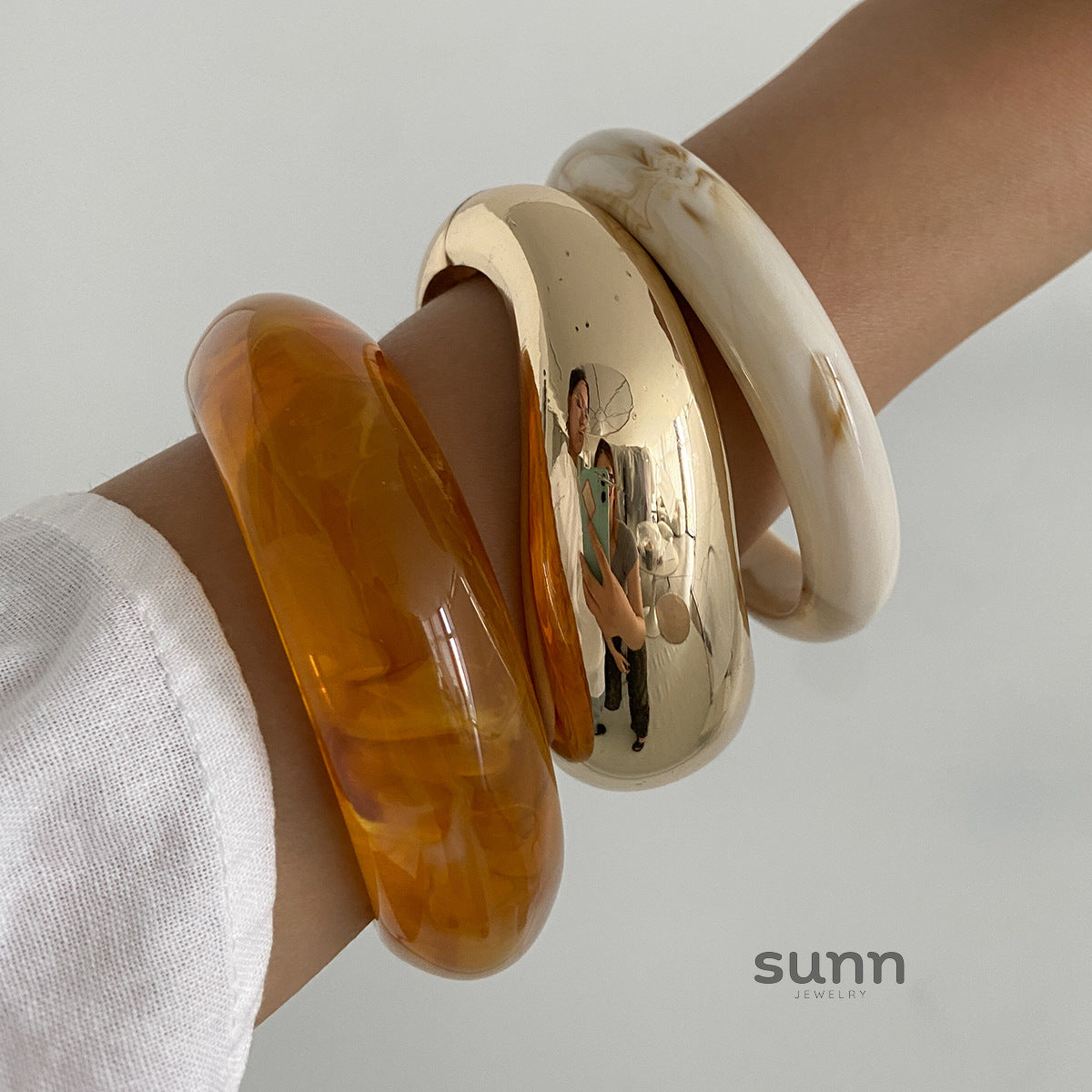 Dawson Swirl Resin Cuff Bangle [U1SYWXGM]