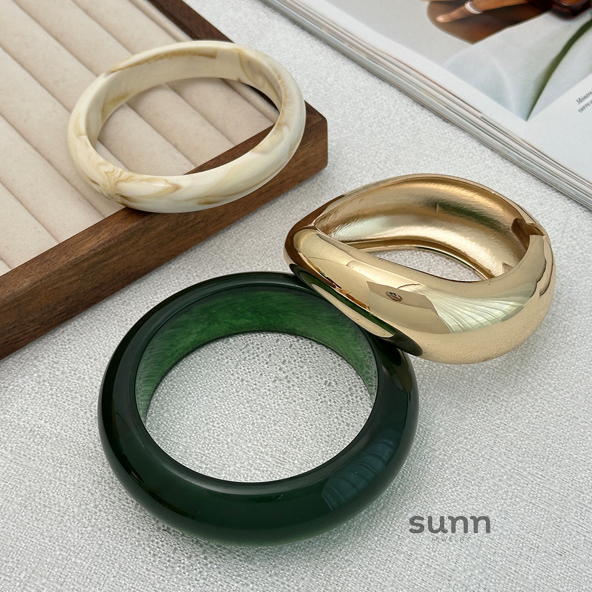 Dawson Swirl Resin Cuff Bangle [5ICIJFY5]