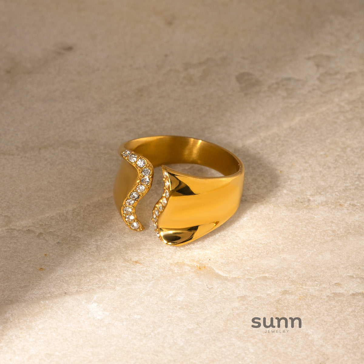 Deborah Wavy Rhinestone Ring