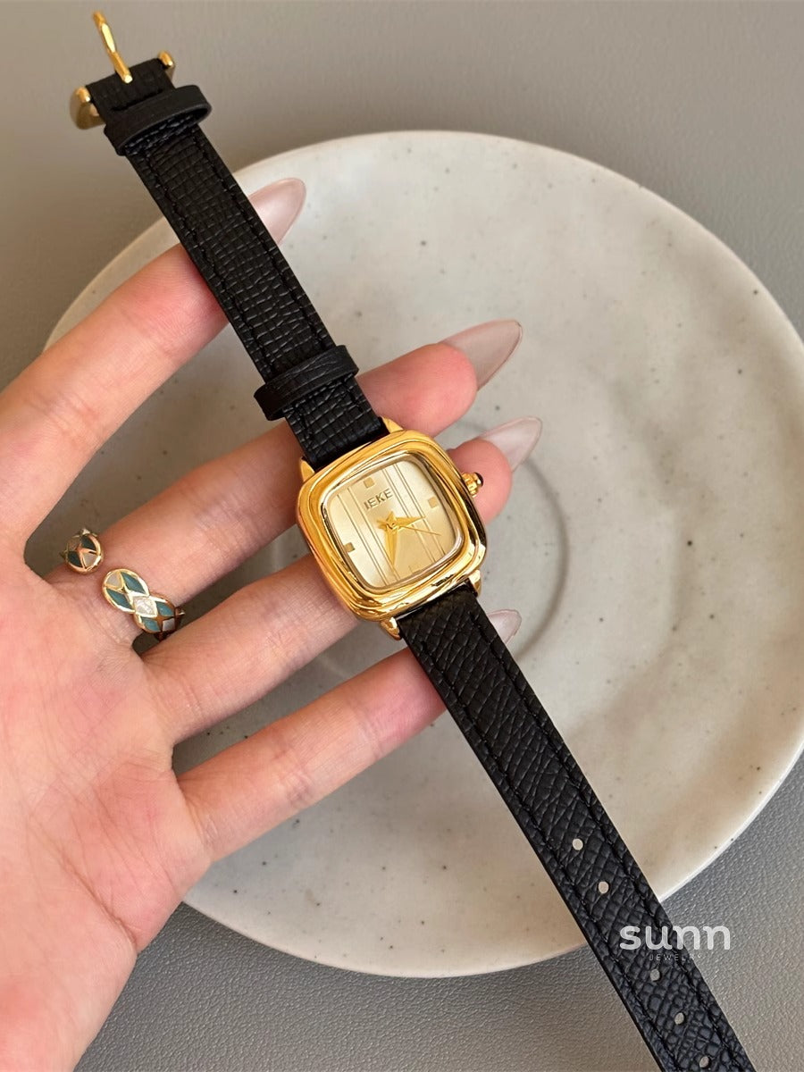 Deetya Elegant Cube Watch [7P5CR0ZO]