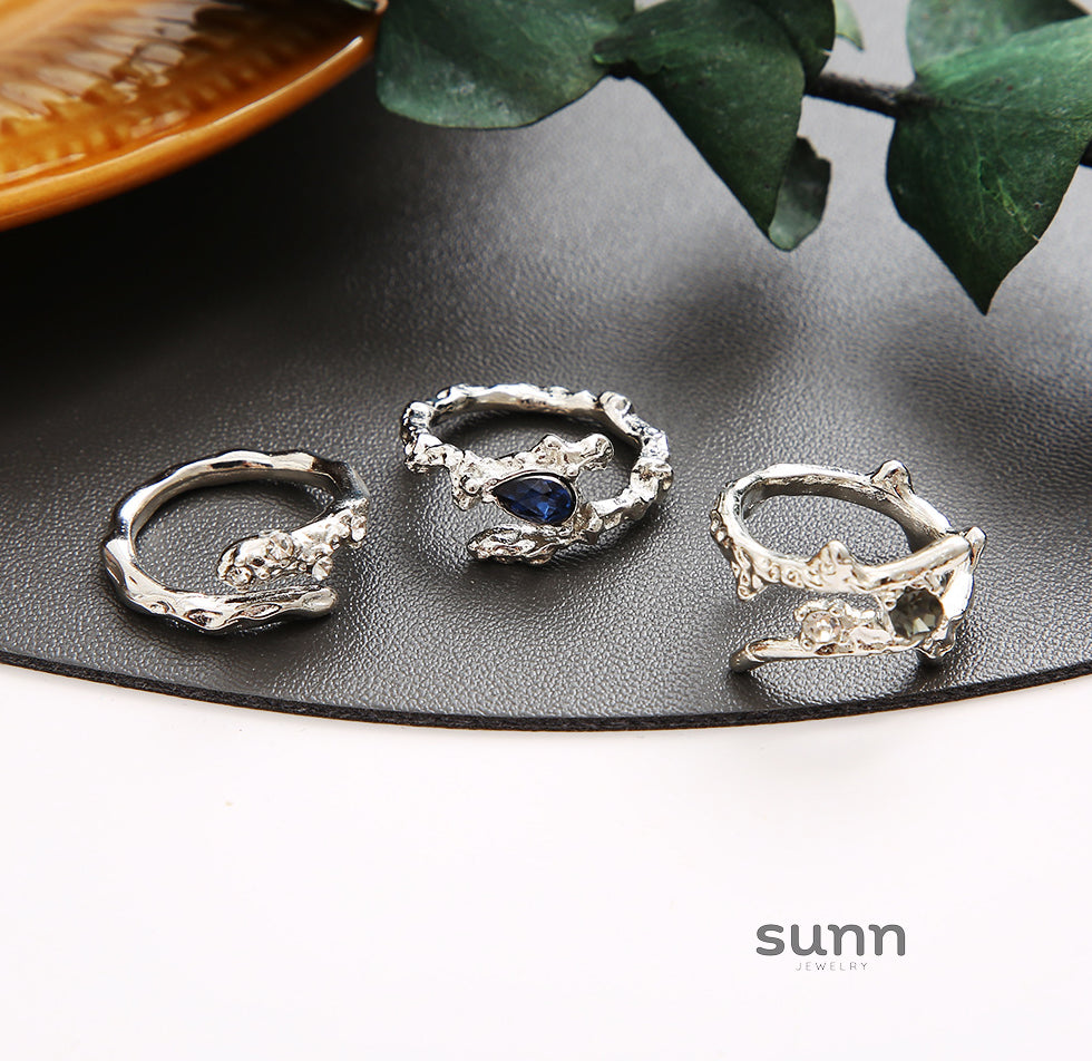Defne Abstract Statement Ring [DELQNTUM]