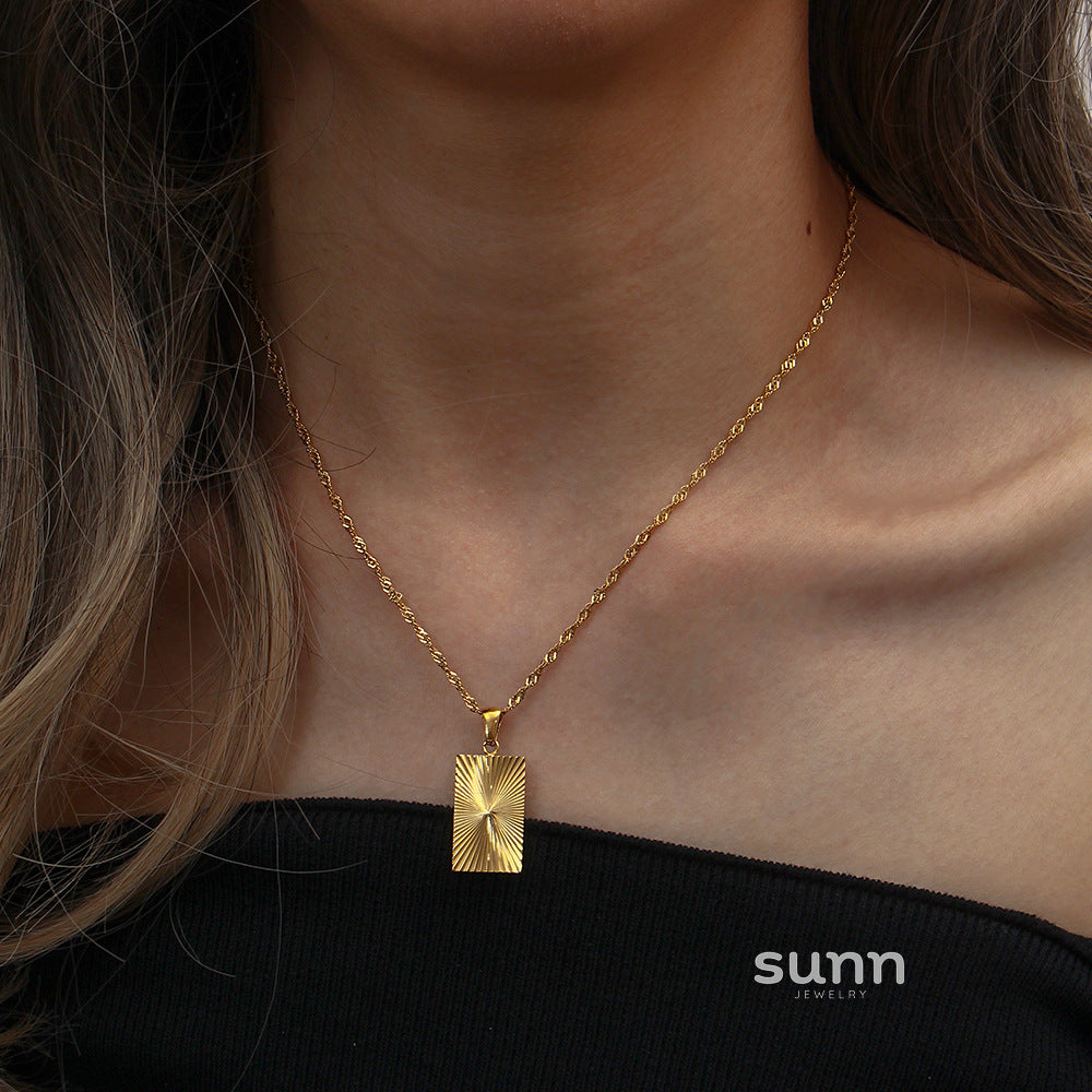 Defne Geometric Pendant Necklace [VW33YC95]