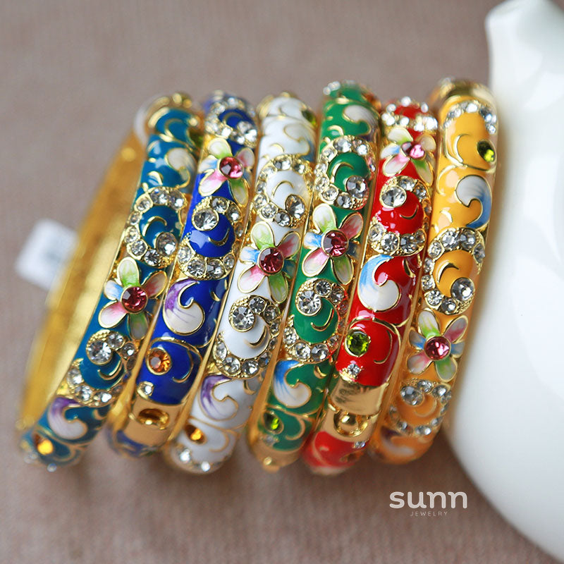 Delany Floral Cuff Bracelet [MQ9DYGYT]