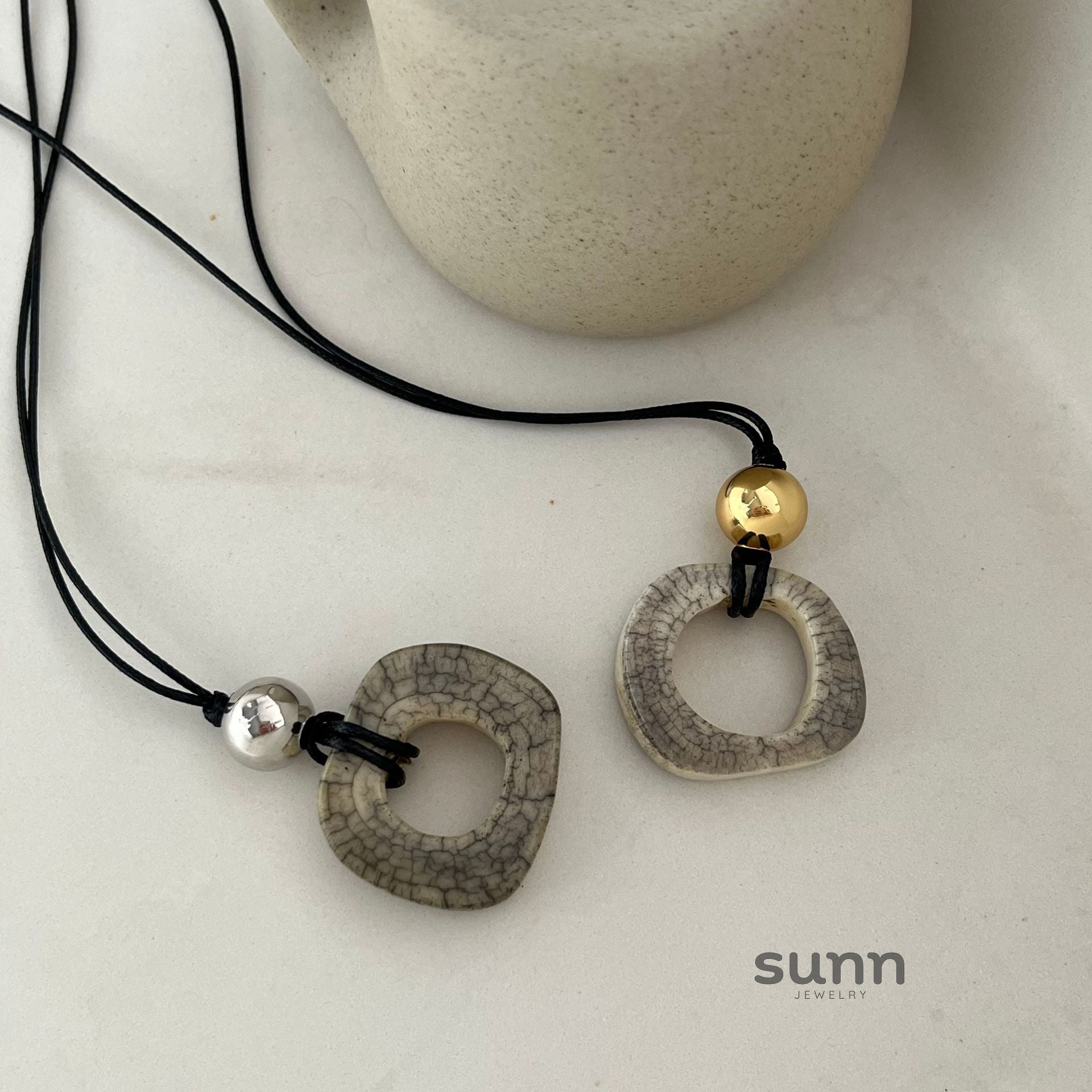 Denisse Geometric Pendant Necklace [NGO2CZW7]