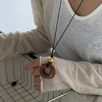 Denisse Geometric Pendant Necklace [1YHLVURK]