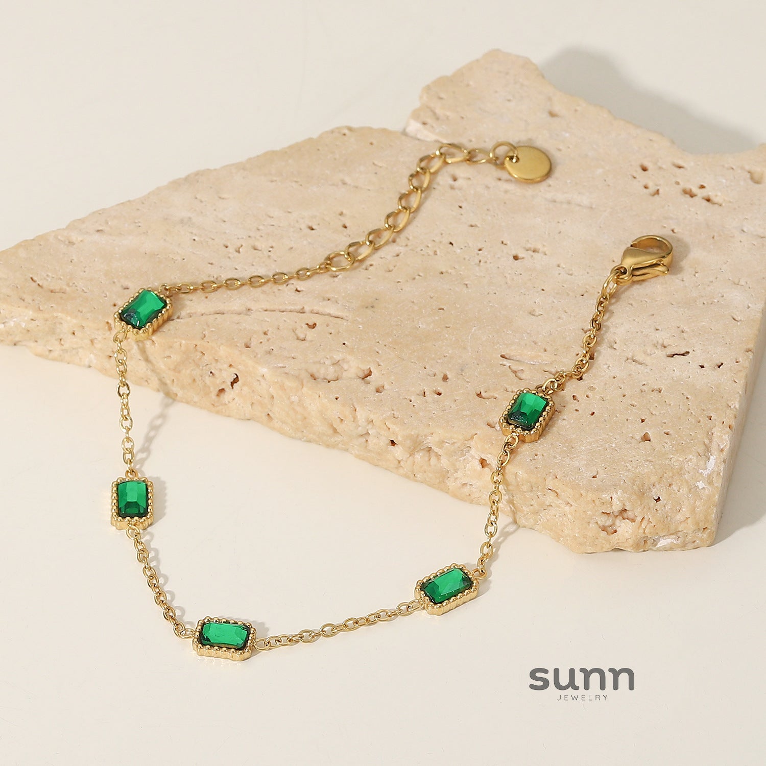 Deniz Emerald Geometric Bracelet [5XMOIX10]