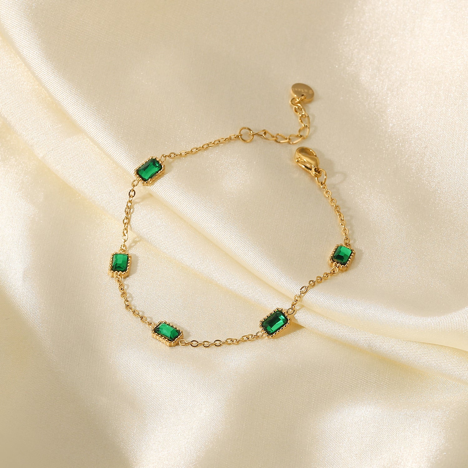 Deniz Emerald Geometric Bracelet [F3Q7IX6E]