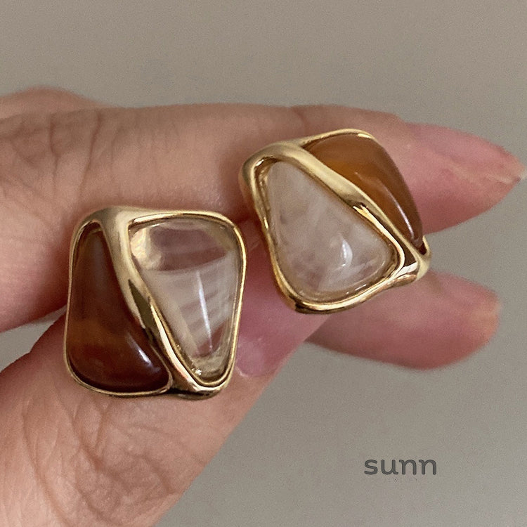 Desirae Fluid Gold Earrings [OG8I49LD]