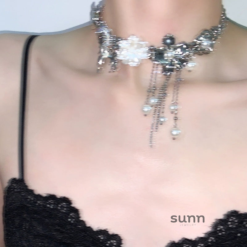 Desire Butterfly Pearl Necklace [W3O49SJP]