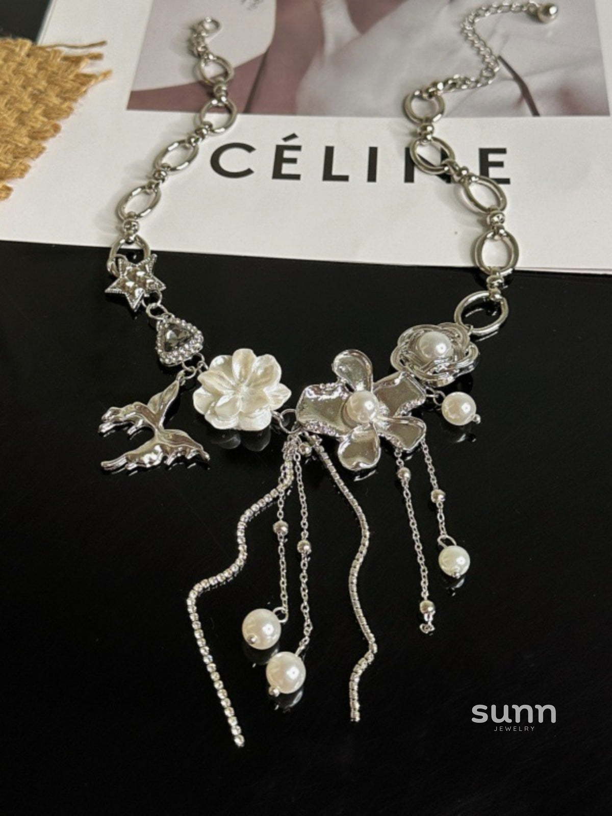 Desire Butterfly Pearl Necklace [ODTZ4Y8K]