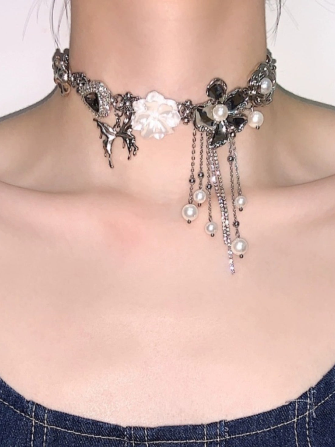 Desire Butterfly Pearl Necklace [EYCSG3FE]