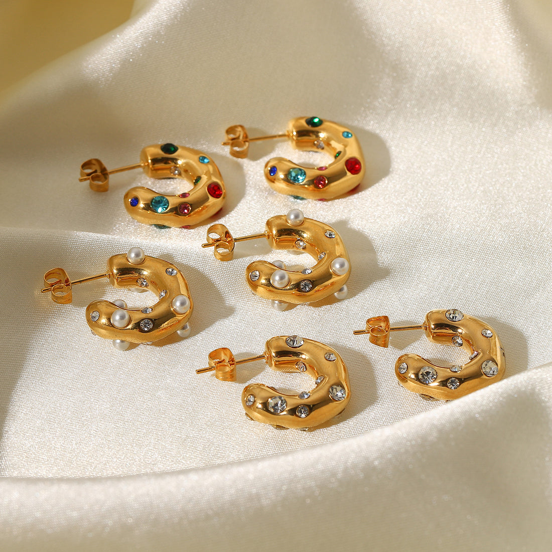 Destiney Irregular Pearl C-Hoop Earrings [WMQ2VBA2]