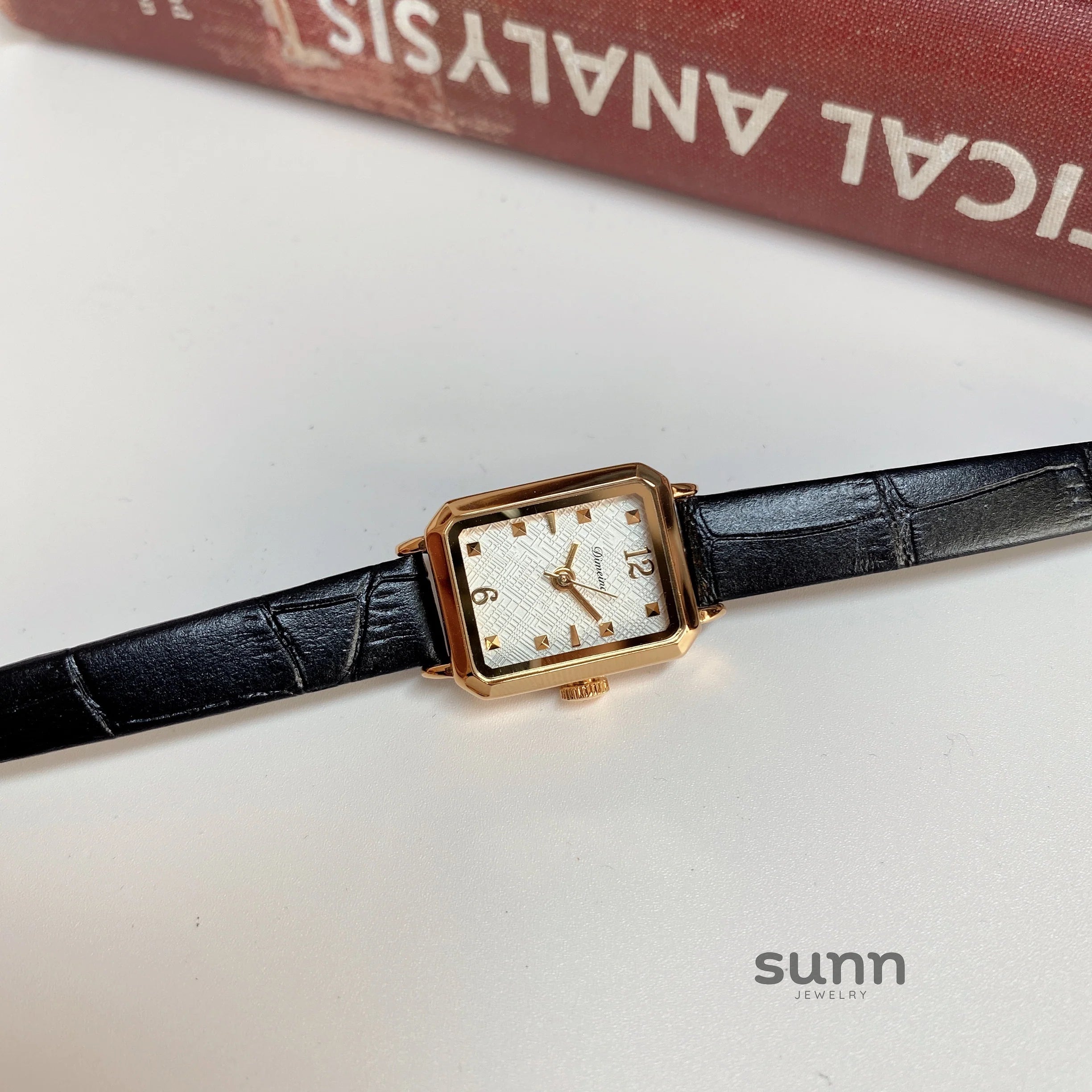 Destiny Vintage Square Gold Watch