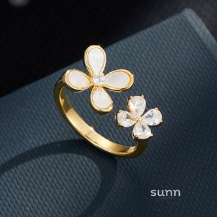 Devin Natural Shell Flower Ring [TJISYXZ6]