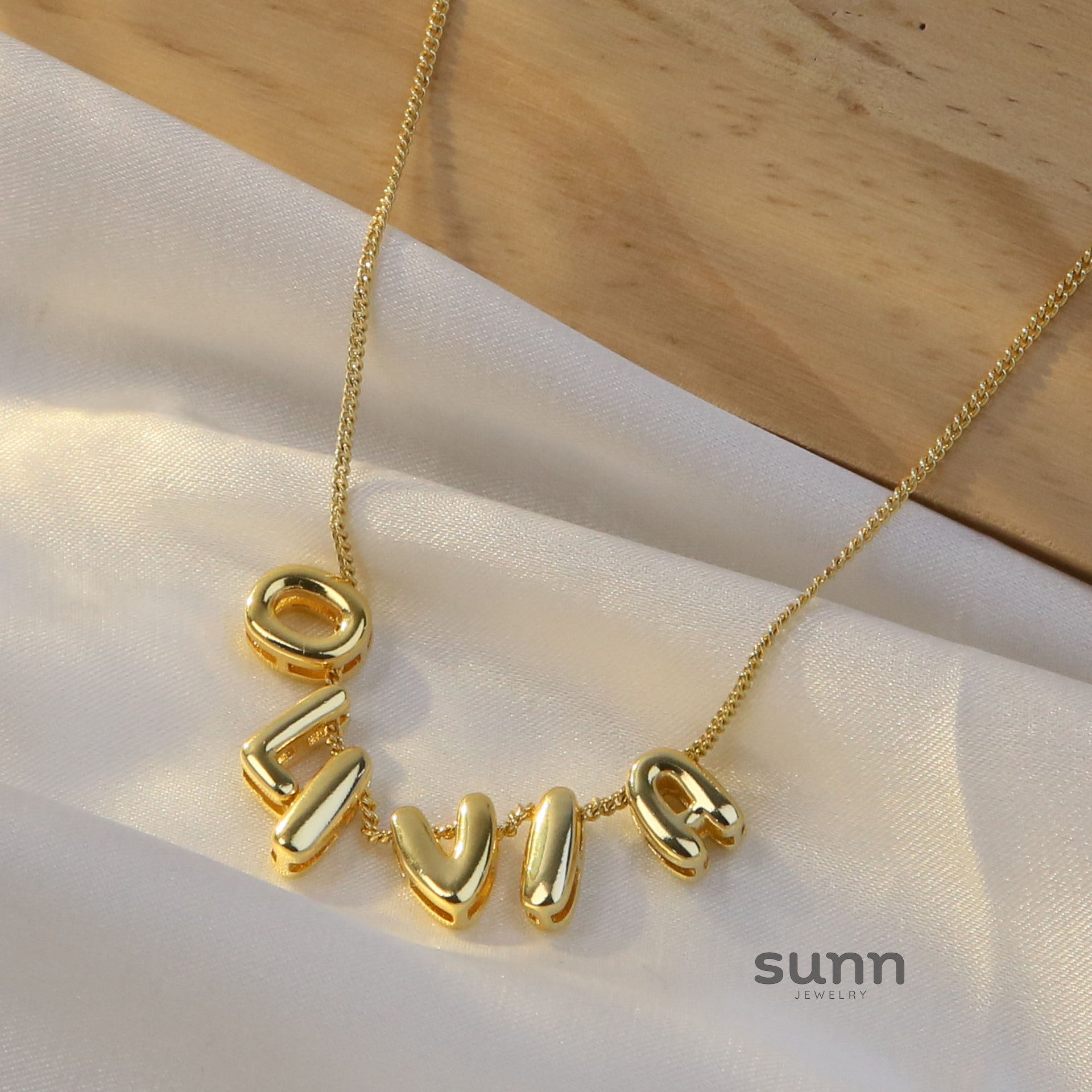 Devora Bubble Letter Necklace [1XJ9N4WN]