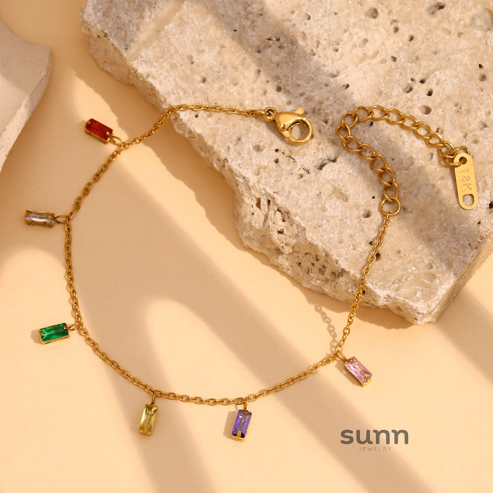 Devorah Square Zircon Necklace [OEFZTL3E]