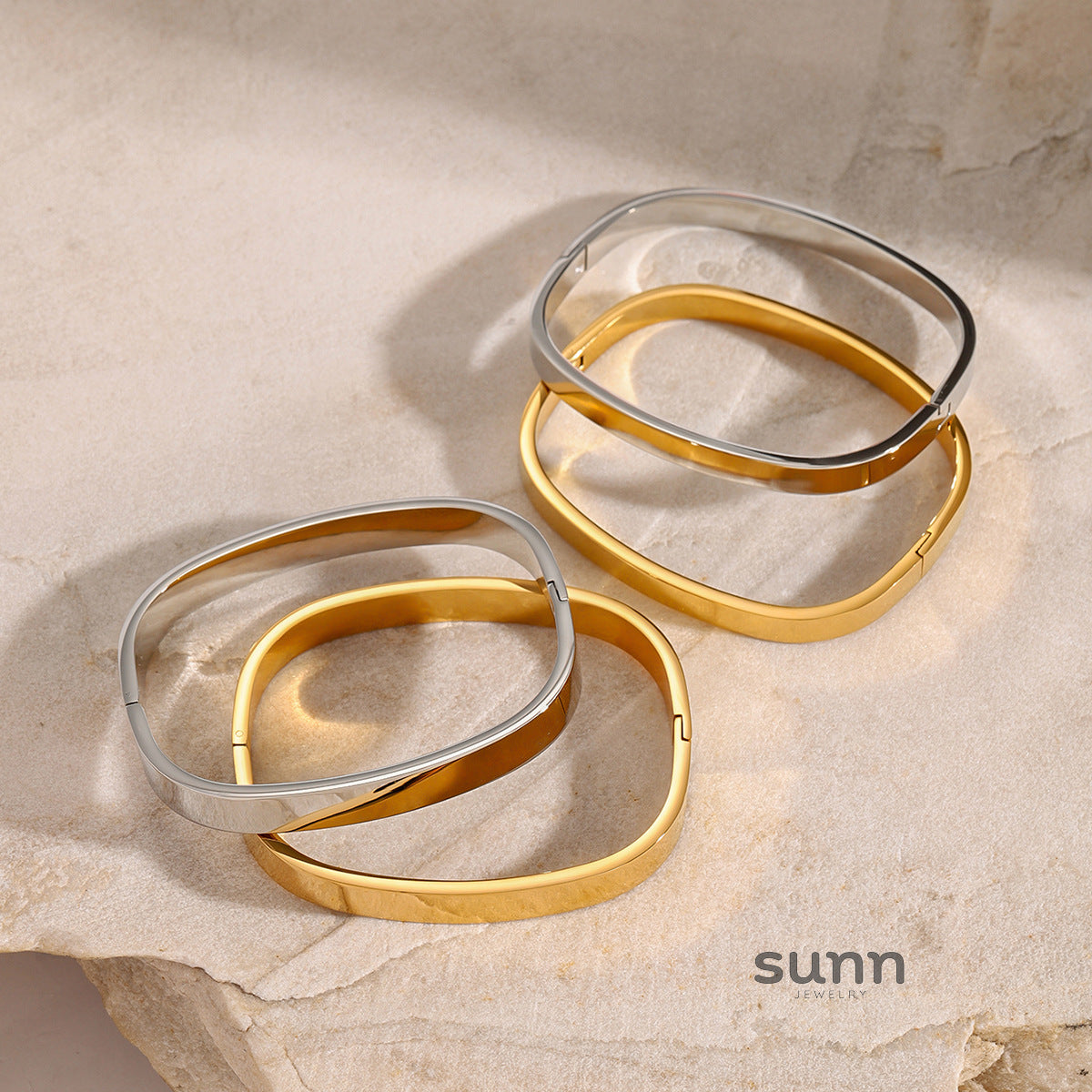 Dia Modern Buckle Cuffs [UCCKFKY5]