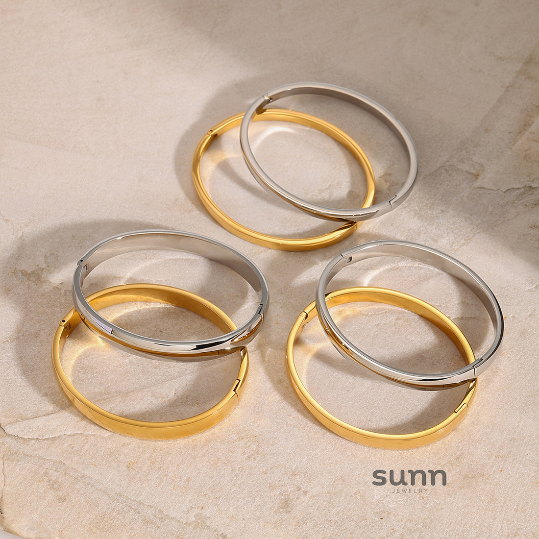 Dia Modern Buckle Cuffs [FZUCMBC3]
