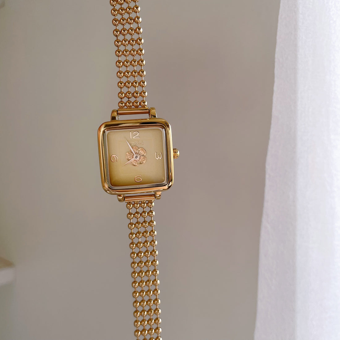 Diem Camellia Charm Watch [MMHUMD57]