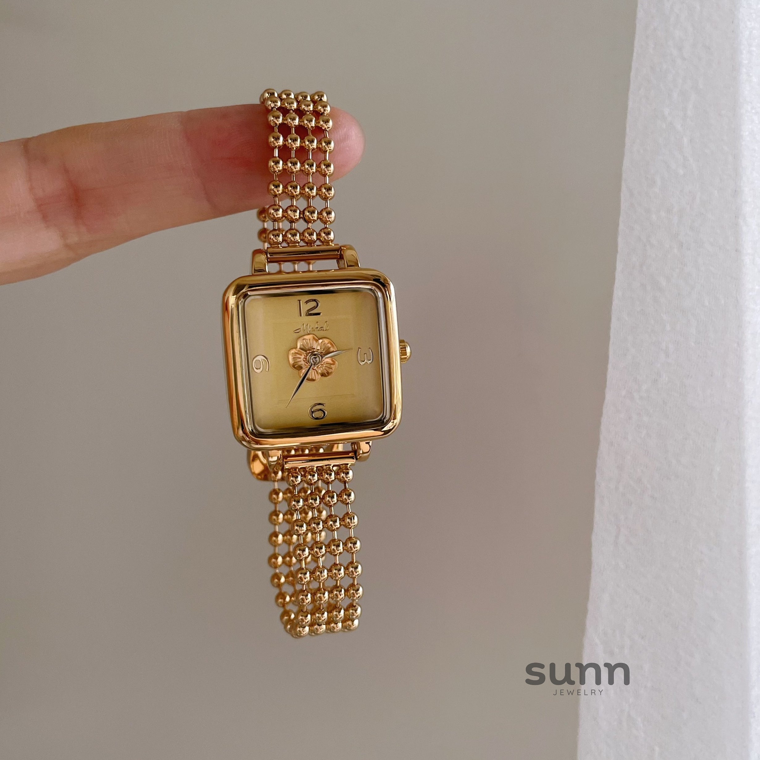 Diem Camellia Charm Watch [L55QH4PX]