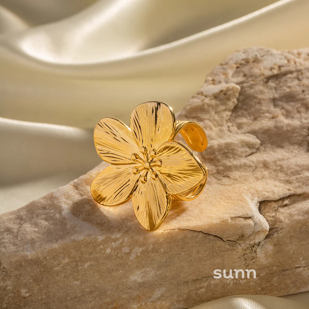 Diem Gold Floral Open Ring