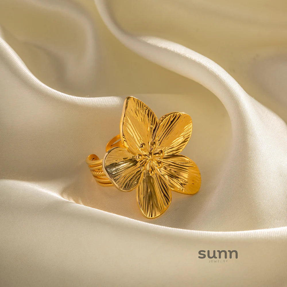 Diem Gold Floral Open Ring