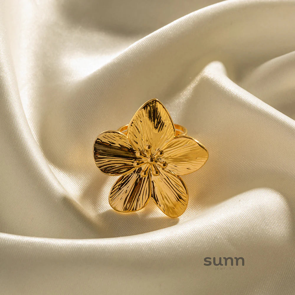 Diem Gold Floral Open Ring