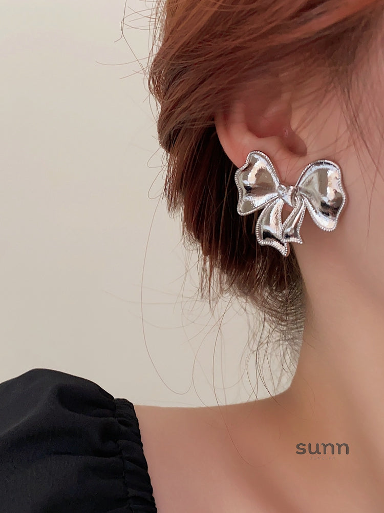 Dominique French Bow Earrings [KZIXYO1O]