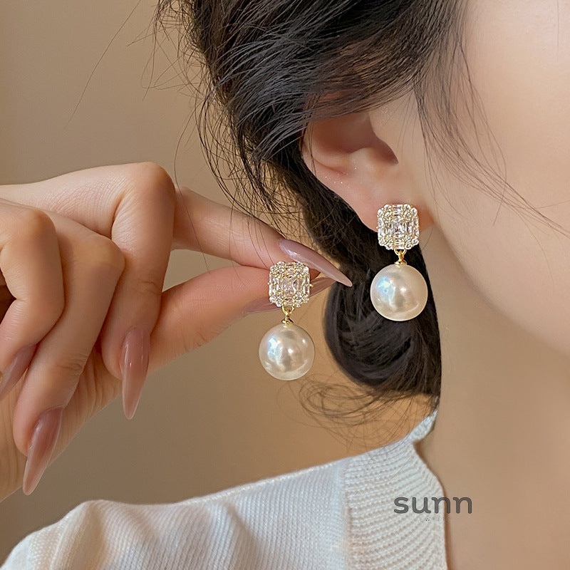 Dream Zirconium Drop Earrings [9PDC6CKR]