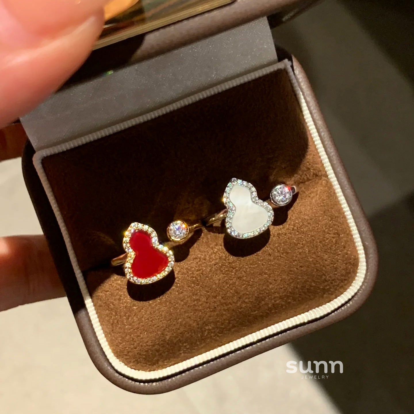 Dreya Diamond Gourd Ring [CXXCV4I9]
