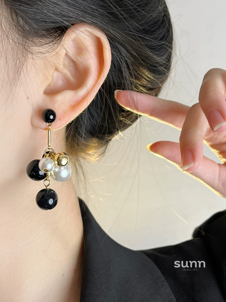 Dua Beaded Grapevine Earrings [AOQMJ305]