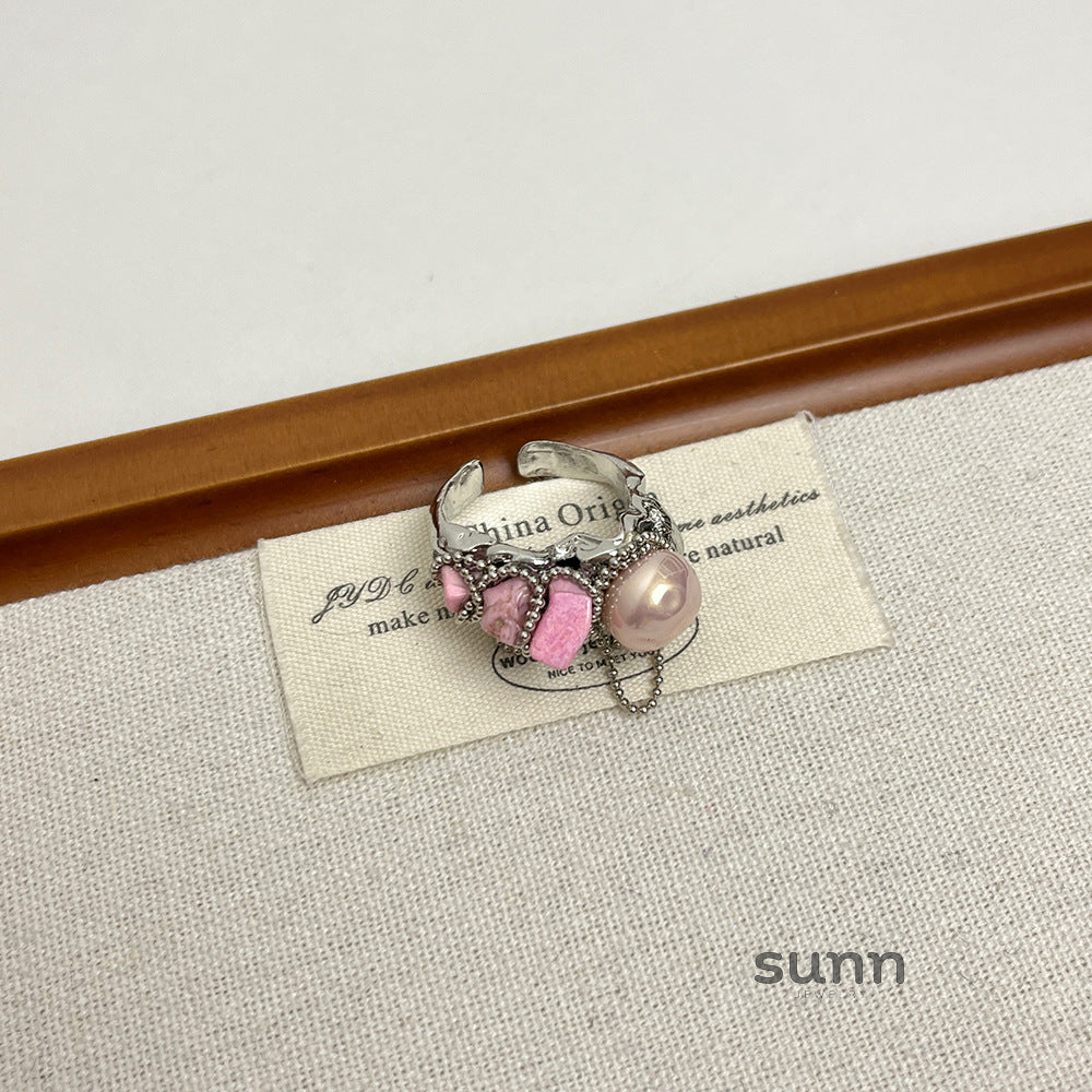 Dua Bright Silver Gemstone Ring [I2UY72W4]
