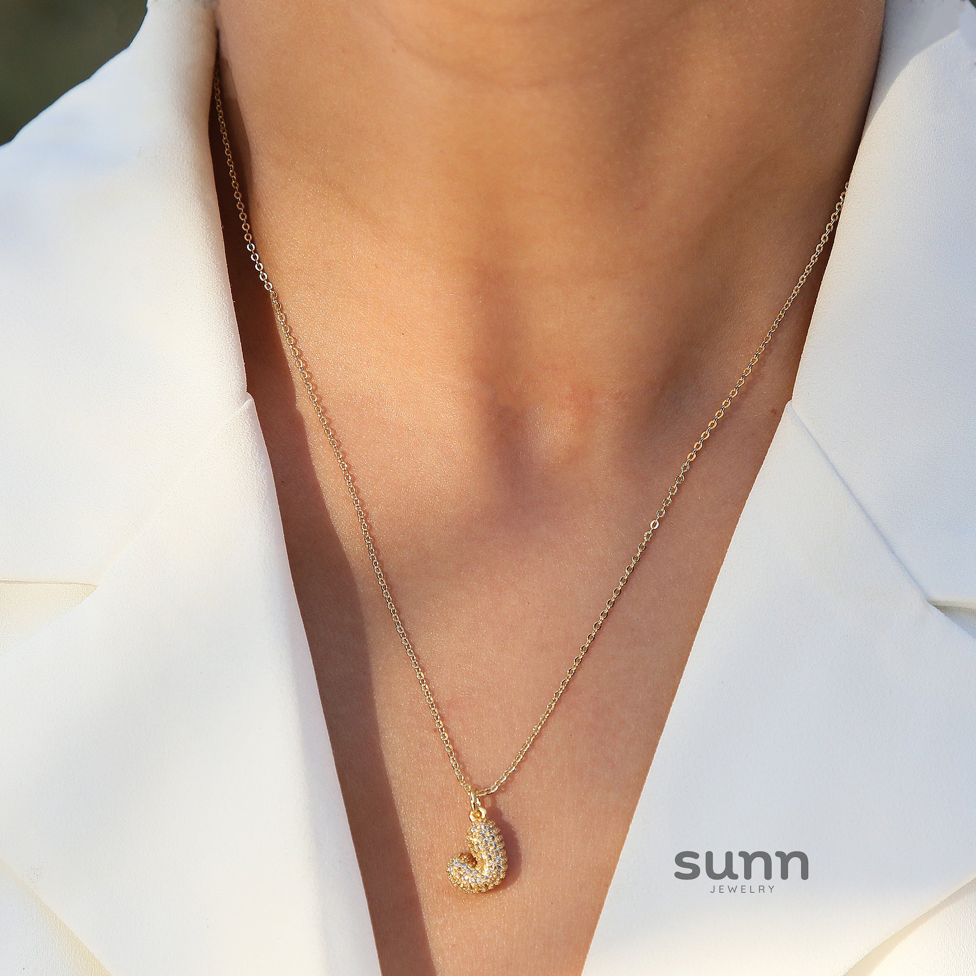 Dyana Balloon Letter Necklace [YT7IHBGY]
