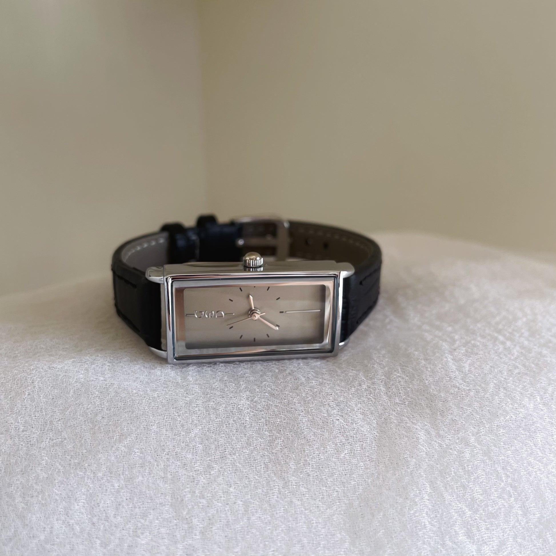 Echo Rectangular Leather Watch [LS3TD10Q]
