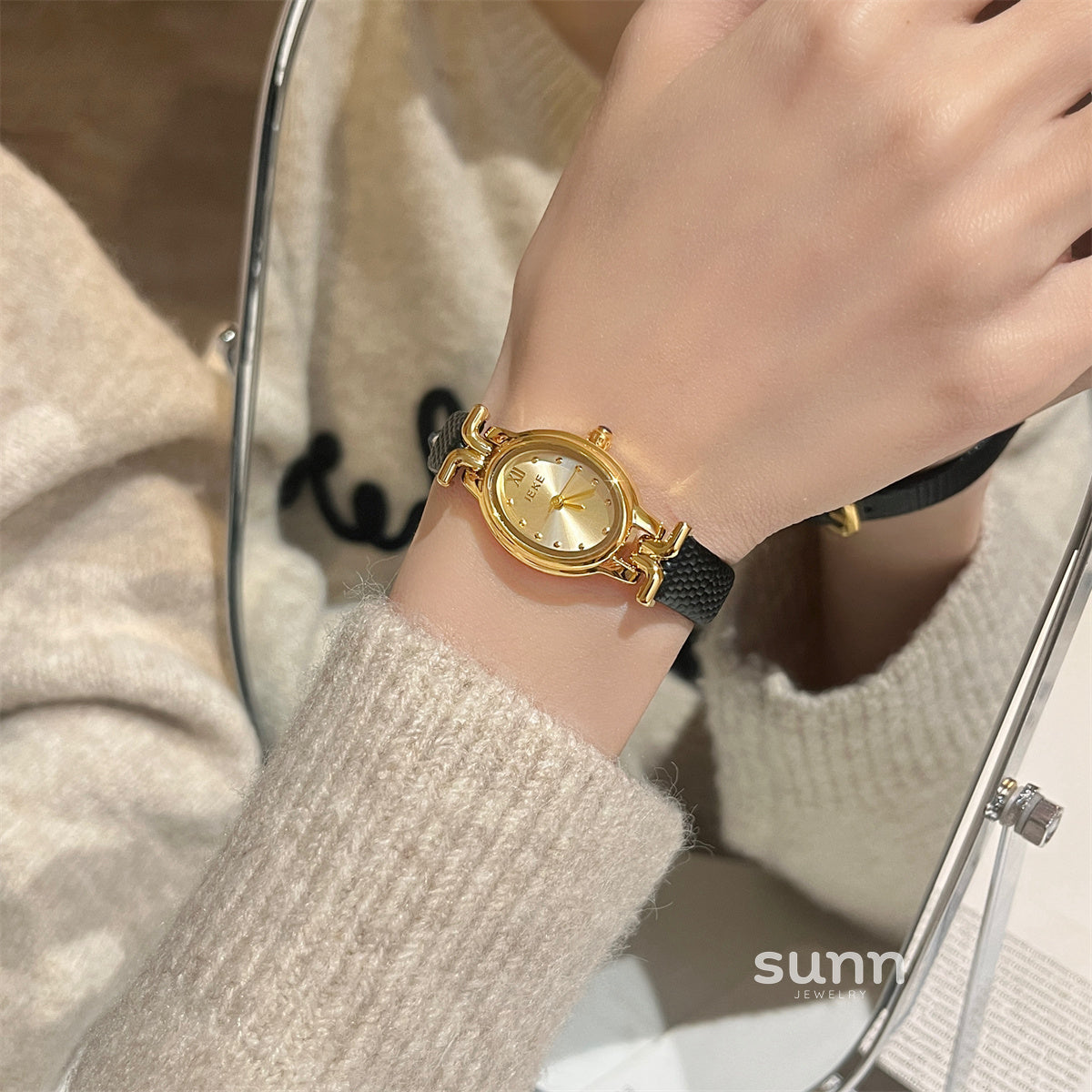 Edna Elegant Oval Watch [BYY1LV4Q]