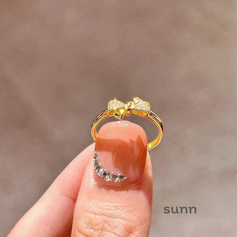 Eimy Pave Bowknot Ring