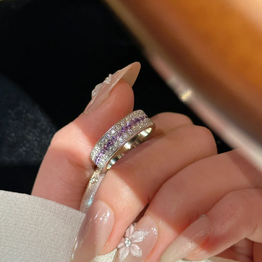 Eira Corundum Pave Ring [JTBIXX4T]