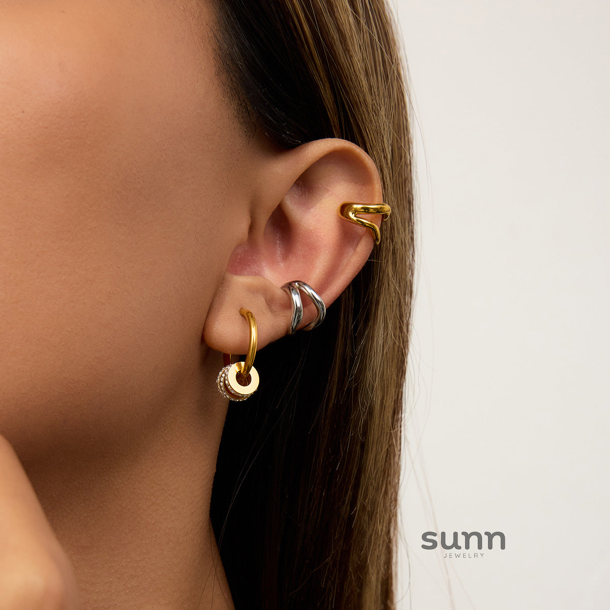 Elaina Geometric Ear Cuff [QGU2GDCM]
