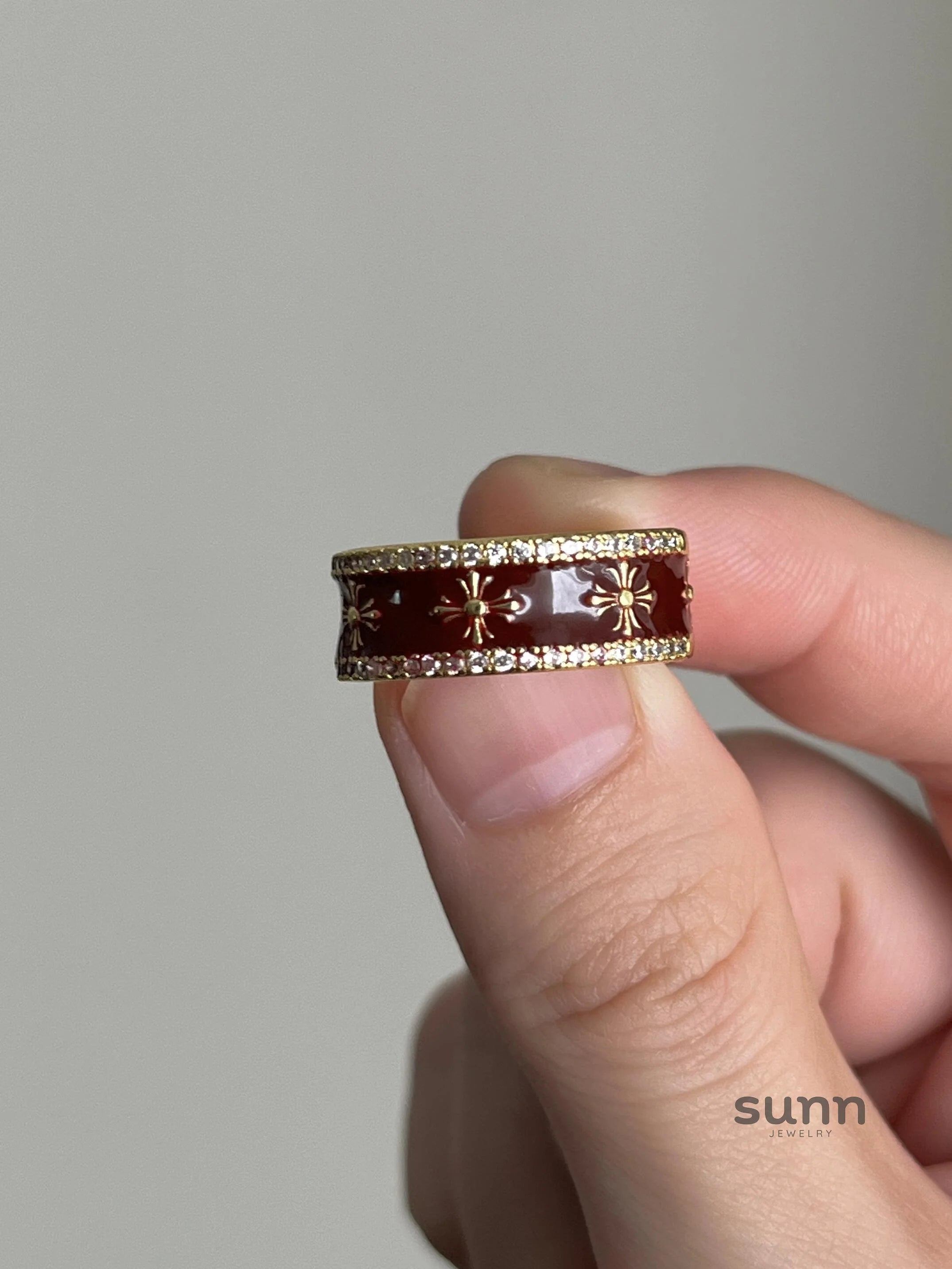 Elaine Dripping Cross Ring