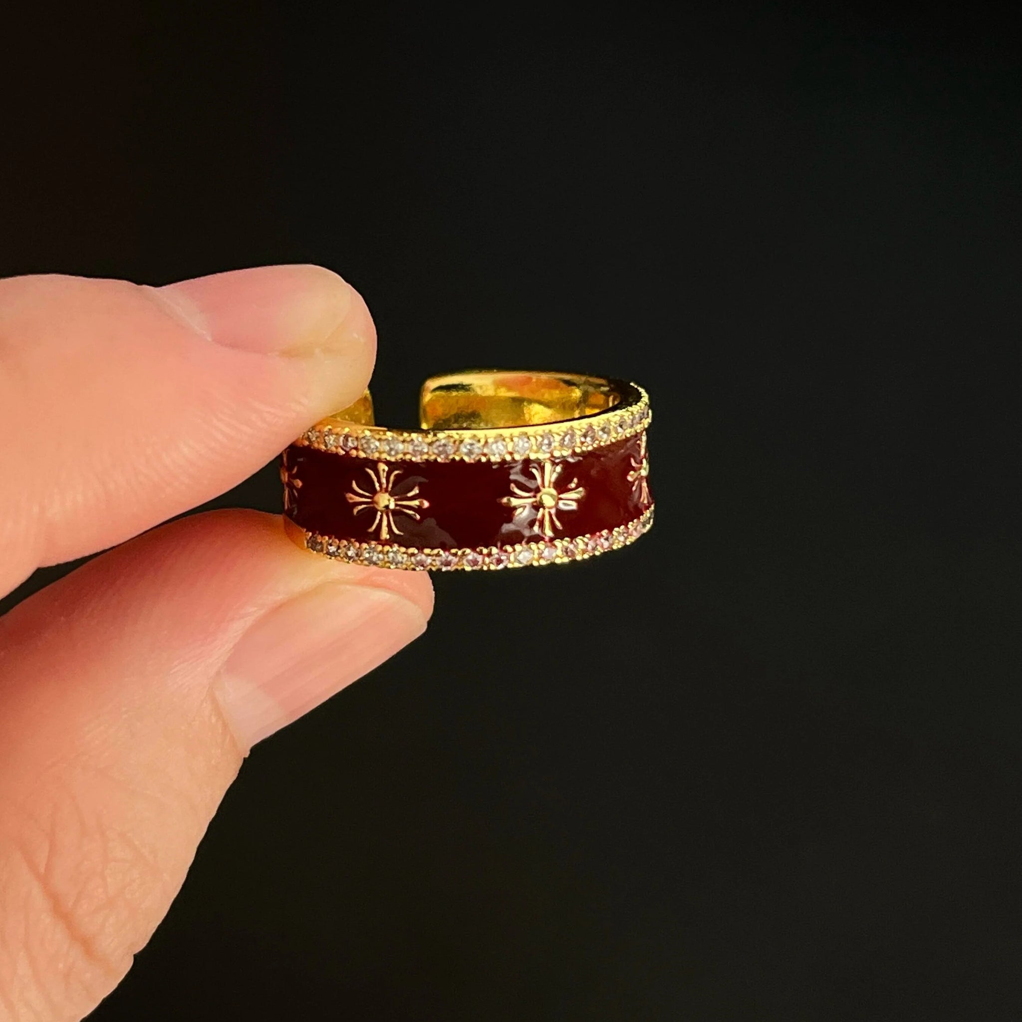 Elaine Dripping Cross Ring