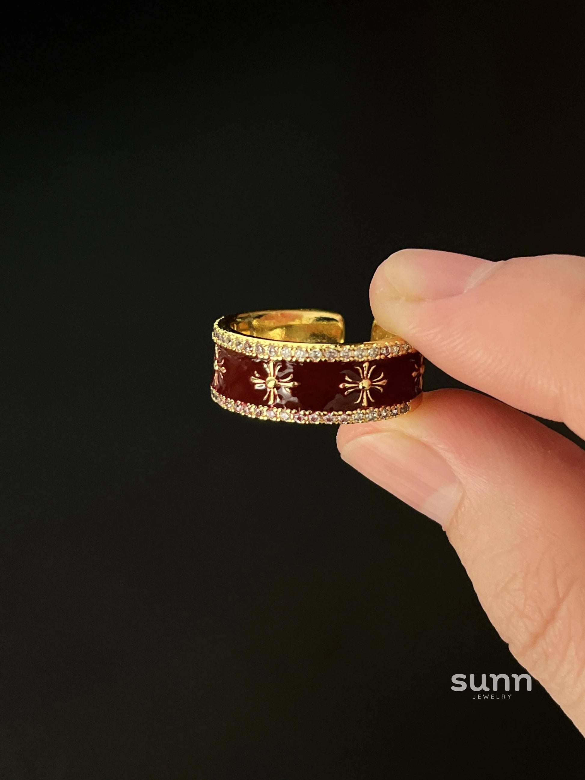 Elaine Dripping Cross Ring