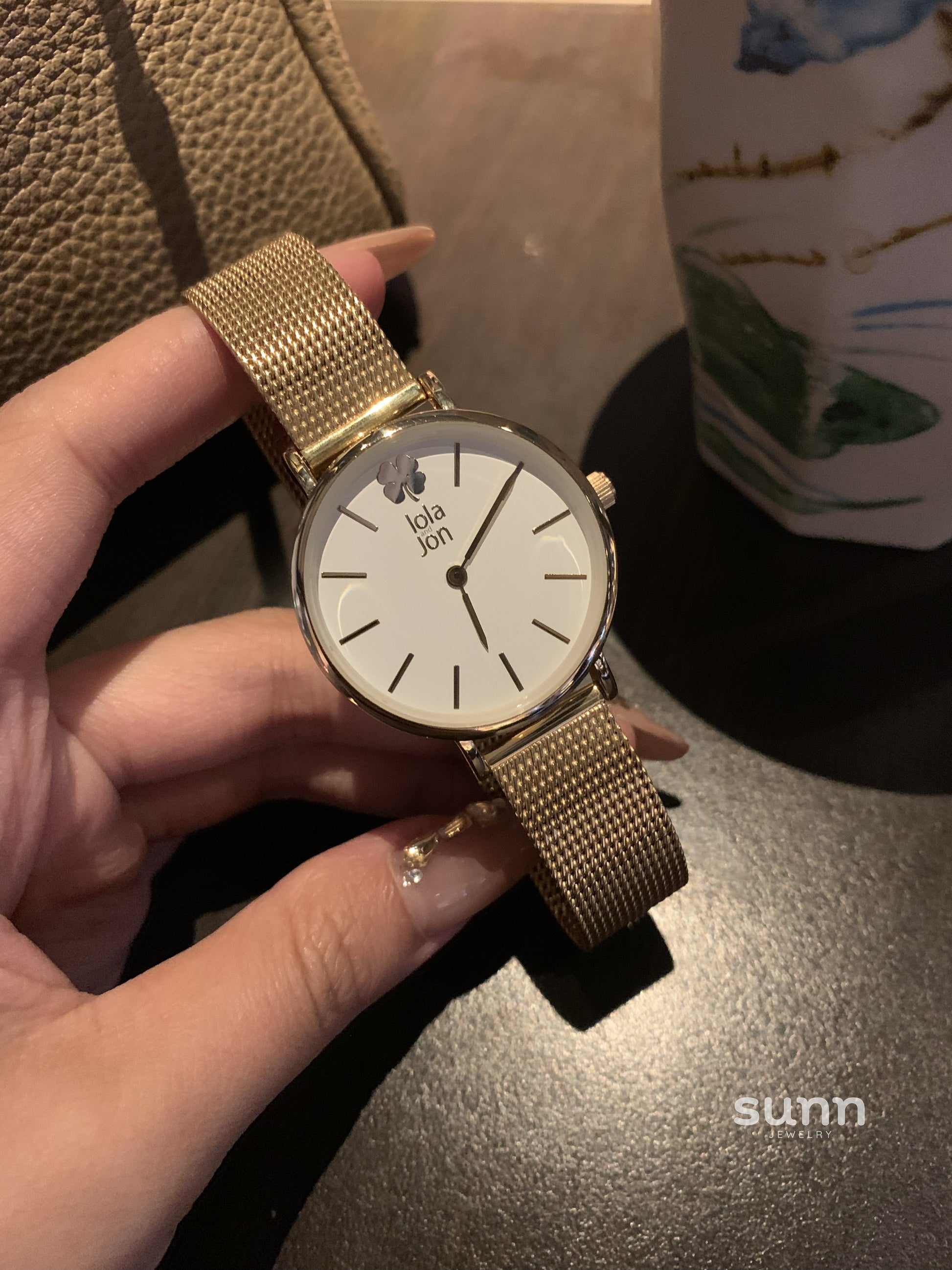 Elanie Luminous Mesh Watch [O9QG58W1]