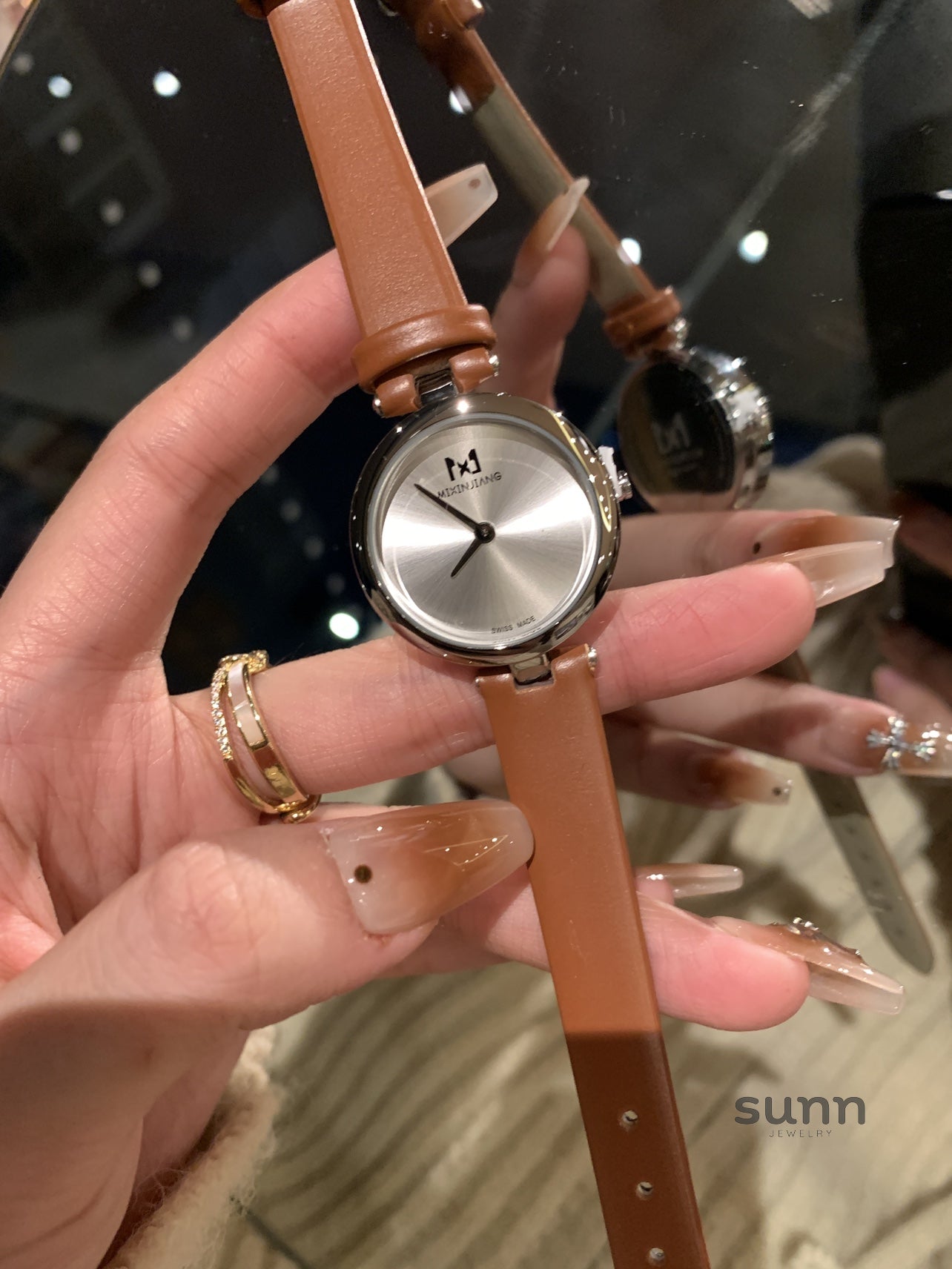 Elara Delicate Round Watch [9GTYL9Y3]