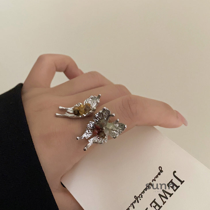 Eldana Sculpted Butterfly Ring [JR3G1ZPV]