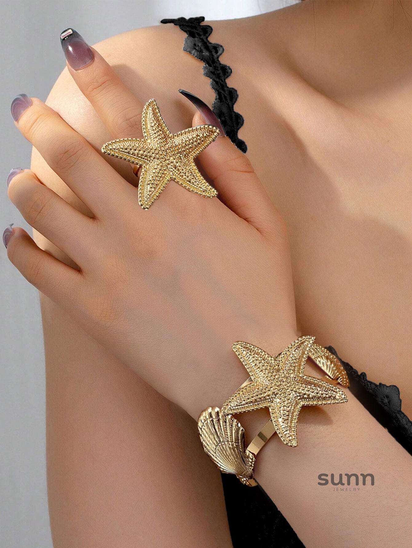 Eleanore Golden Marine Set