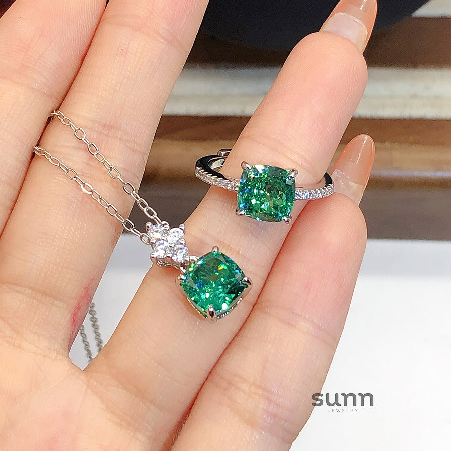 Eleen Emerald Green Jewelry Set [KX02HBU2]