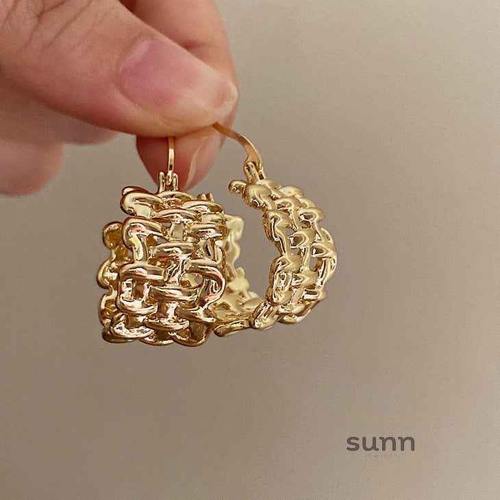 Eleina Braided Metal Earrings [HW4L9I7M]