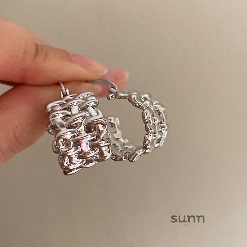 Eleina Braided Metal Earrings [Y4QBI65F]